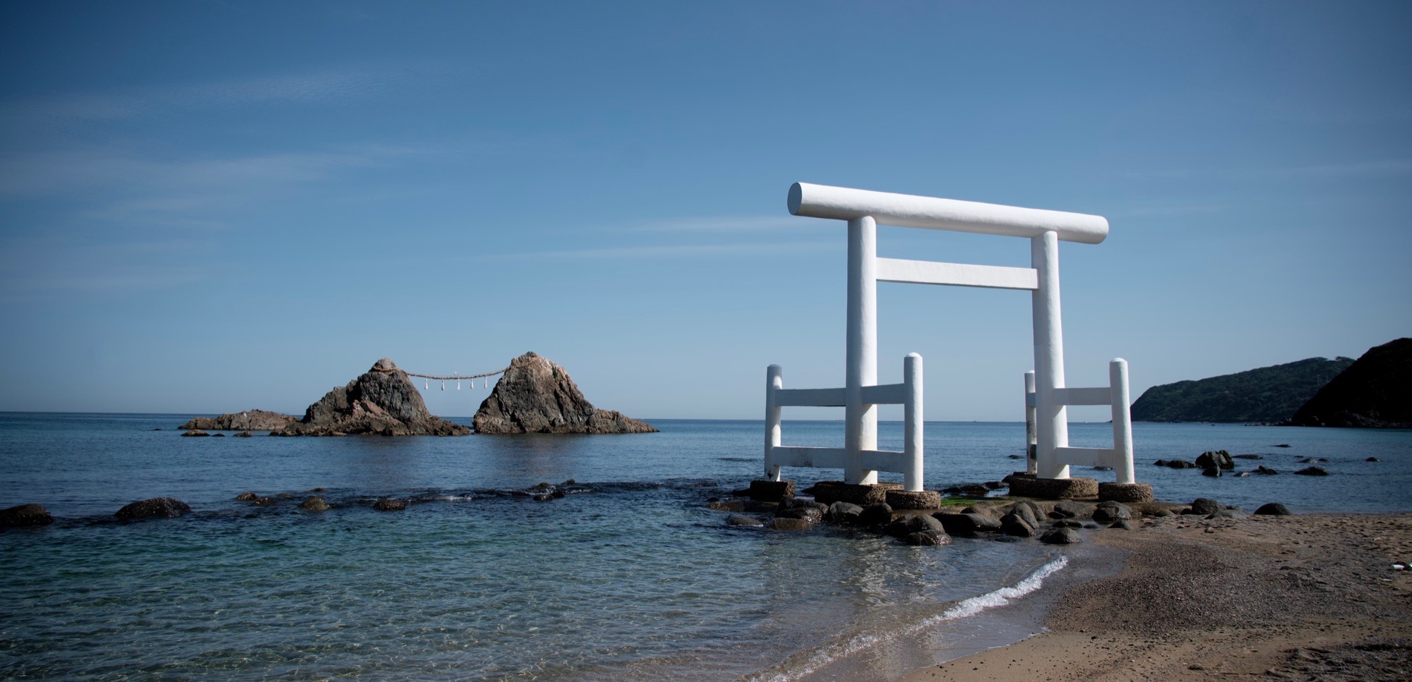 夫妇岩